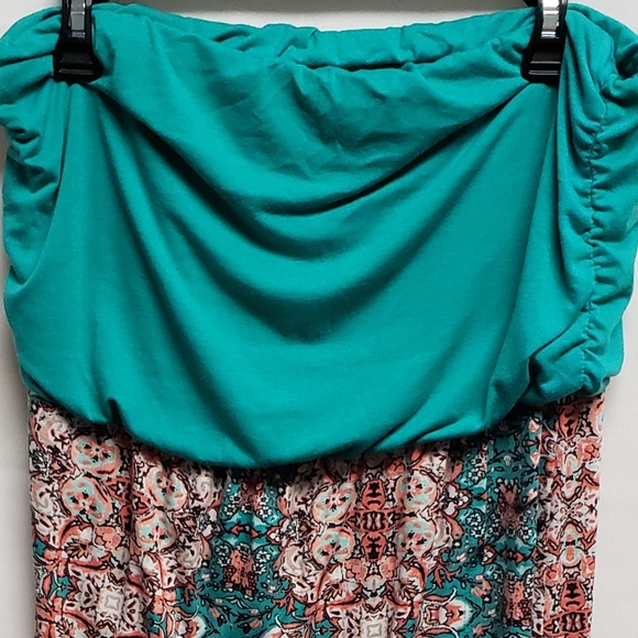 Hi Lo Halter Summer Dress - Picture 5 of 5